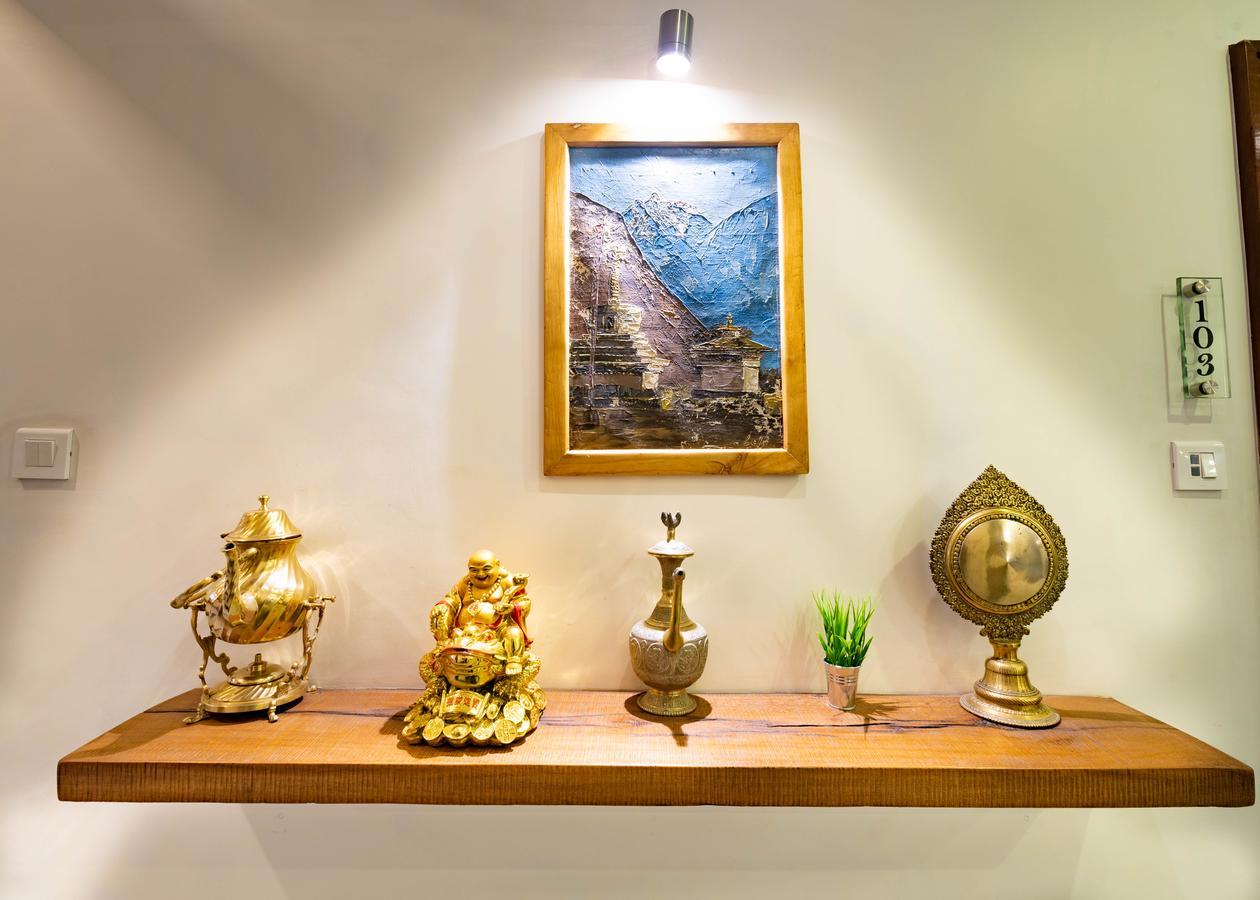 Marcopolo Business Hotel Катманду Экстерьер фото