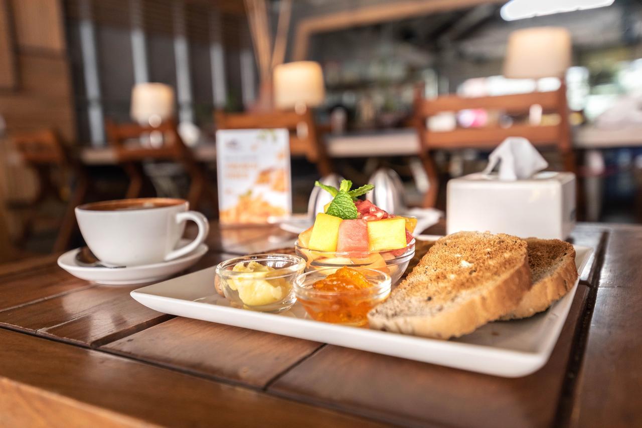 Marcopolo Business Hotel Катманду Экстерьер фото
