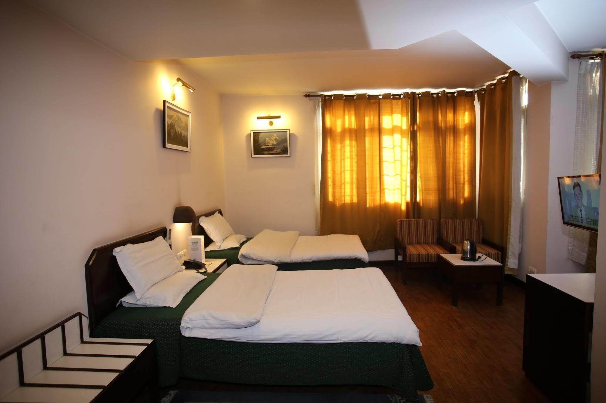 Marcopolo Business Hotel Катманду Экстерьер фото